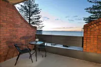 Beachfront Voyager Motor Inn Hotels in Burnie