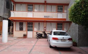 Hotel y Bungalows Olivares