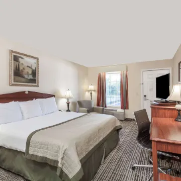 Baymont by Wyndham Hickory