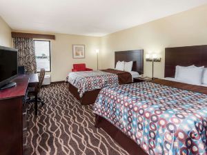 Days Inn & Suites by Wyndham Casey