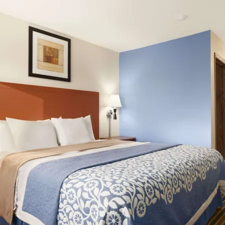 Days Inn by Wyndham Champaign/Urbana
