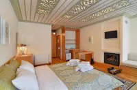 Dilofo Hotel Luxury Suites Hotels in Monodendri