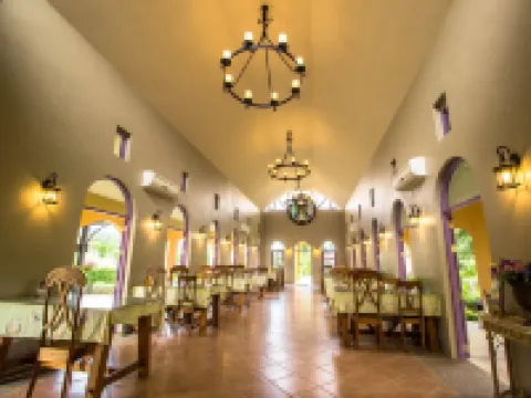 La Provence Suan Phung Hotel