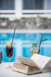 Blue Waves Suites & Apartments - Bar
