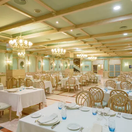 Hotel Azofra
