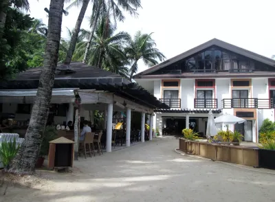 Microtel by Wyndham Boracay Hotels near Diniwid Beach