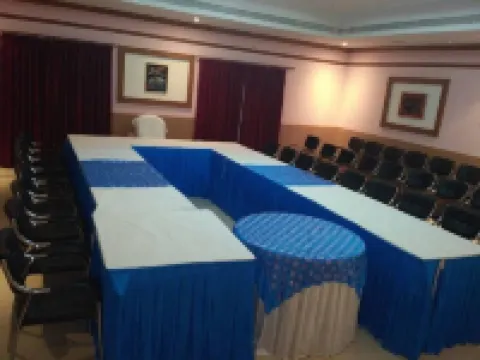 Sathya Park & Resorts