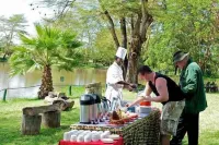 Voyager Ziwani Tented Camp - Bữa sáng