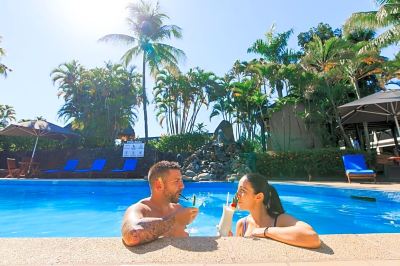 屋外プール タノア インターナショナル ホテルの写真