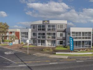 Waterfront Apartments Whitianga