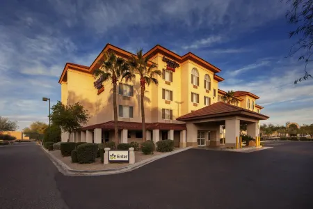 SpringHill Suites Phoenix Glendale/Peoria Отели рядом с достопримечательностью «Университет Аризона Крисчен»