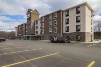 Suburban Studios Monaca - Pittsburgh Hotels near Beaver Valley Mall