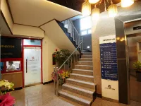 Dorcas Tourist Hostel - Hostels