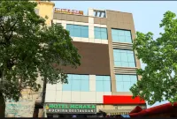 Hotel Menaka - 3-Star