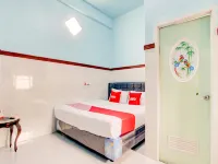 HP Residence Mitra RedDoorz Near Alun Alun Kediri Hôtels à : Kota