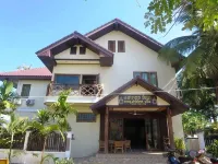 Sengahloune Villa Hotels in Thakho