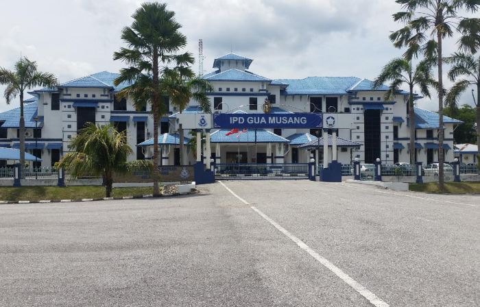 Deena Hotel