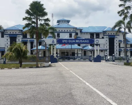 迪納酒店 話毛生酒店