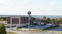 Hampton Inn Dallas-Rockwall - parking