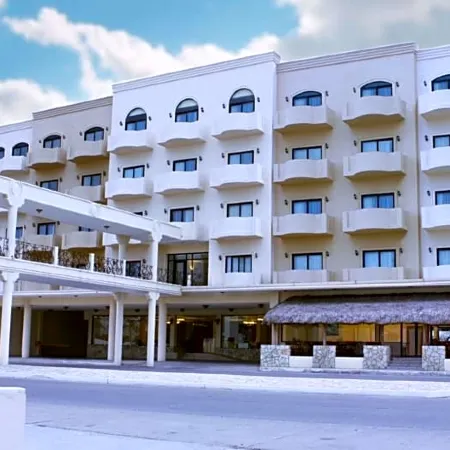 Hotel Arenas del Mar Resort