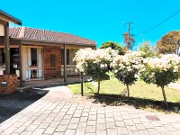 Broadford Sugarloaf Motel Hotels in Broadford