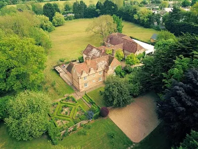 Howfield Manor Hotel Hotels in Chilham