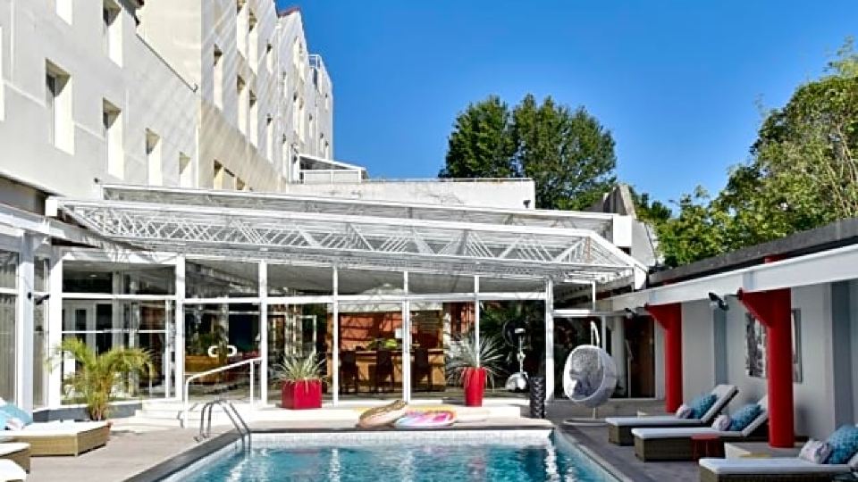Hôtel Arles Plaza