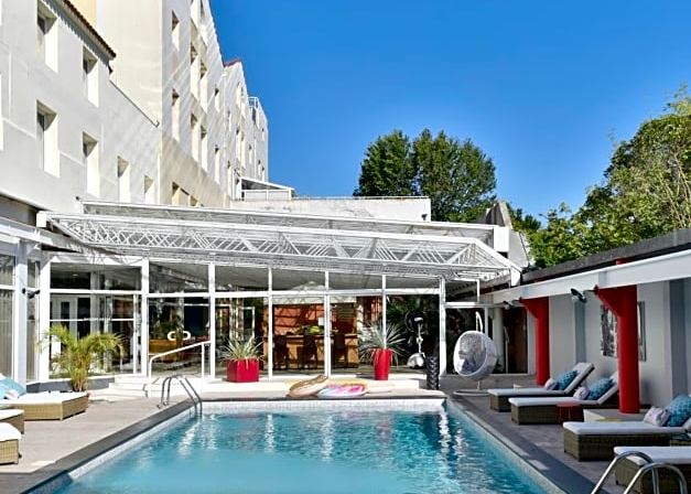 Hôtel Arles Plaza