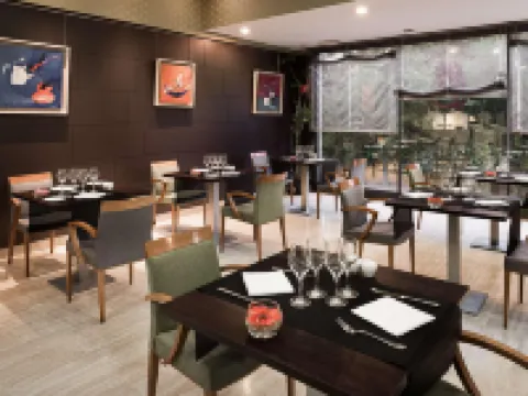 HOTEL CIUDAD DE VALLADOLID by IHG Hotels in Campina del Pisuerga