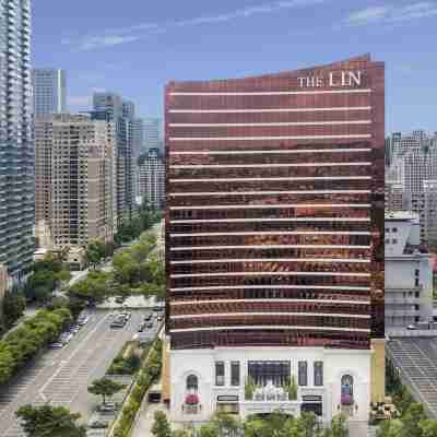 The Lin Hotel Exterior