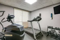 Best Western Waukesha Grand - Gym