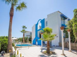 Estel Blanc Apartments - Adults Only