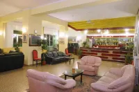 Hotel Mondial فنادق في Scalea