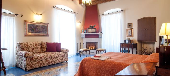 VinsLounge Suite Hotels in Barletta