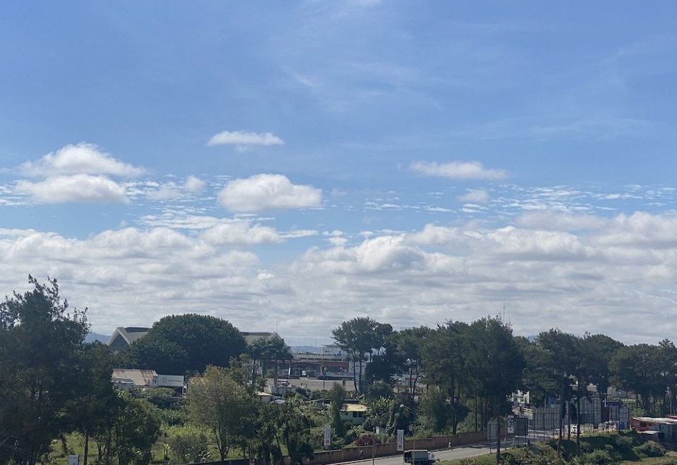 Fly Inn Madagascar Hotel