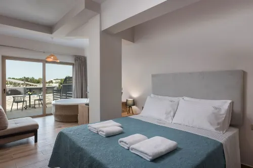 Aequor Luxury Rooms & Apartments - Ocean View