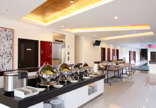 Amaris Hotel Dewi Sri