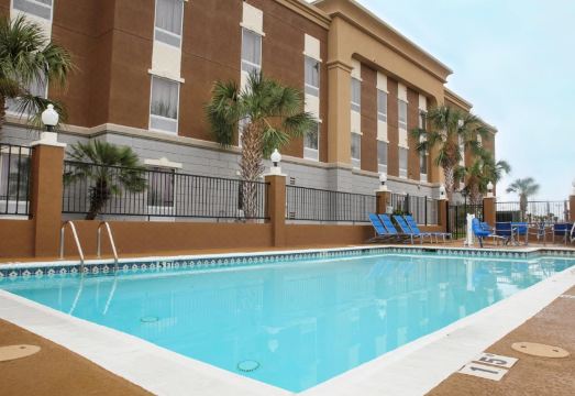 햄프턴 인 킹즈빌