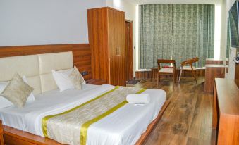 FabHotel the Golf Inn - Housity