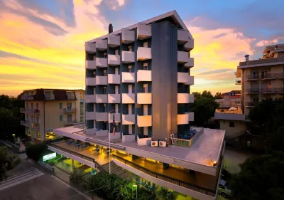 Hotel Raffaello Igea Marina 호텔
