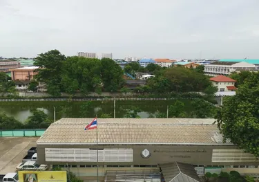 รูปภาพของโรงแรมเมโทรเรสซิเดนซ์ (บุญเที่ยงแมนชั่น)