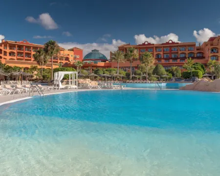 シェラトン・フエルテベントゥラビーチ・ゴルフ＆スパリゾート マクソラタのホテル