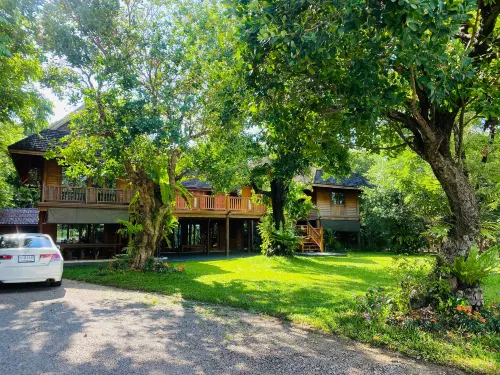 SAK-KA-YA Hotels in Mae Sot