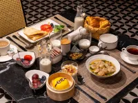 Yat house (Guangzhou Shangxiajiu Changshou Road Subway Station Store) Hotels near Li Wan