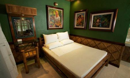 Villa Anastacia White Beach Puerto Galera - Housity