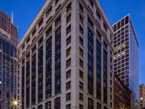 Canopy by Hilton Chicago Central Loop