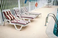 Sleep Inn & Suites - Pools