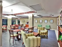 Holiday Inn Express & Suites MACON - I-475 by IHG - breakfast