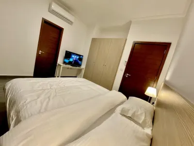 Waves Luxury Apartments Các khách sạn gần University of Liberia
