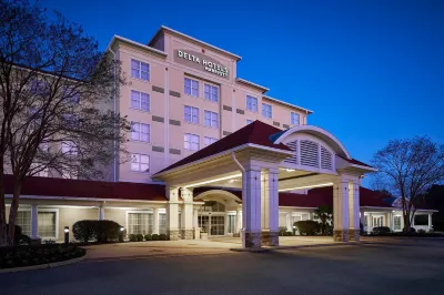Delta Hotels Norfolk Airport Hotels near Chartway Arena
